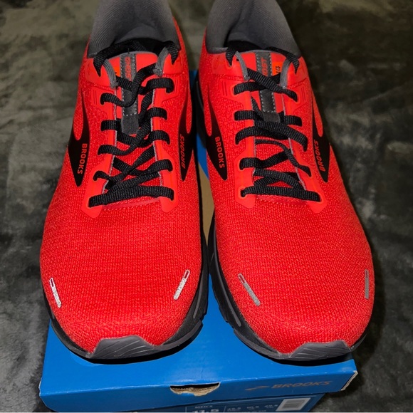 Size 12 Brooks Men's Ghost 14 Running Shoes - RED - Picture 12 of 13